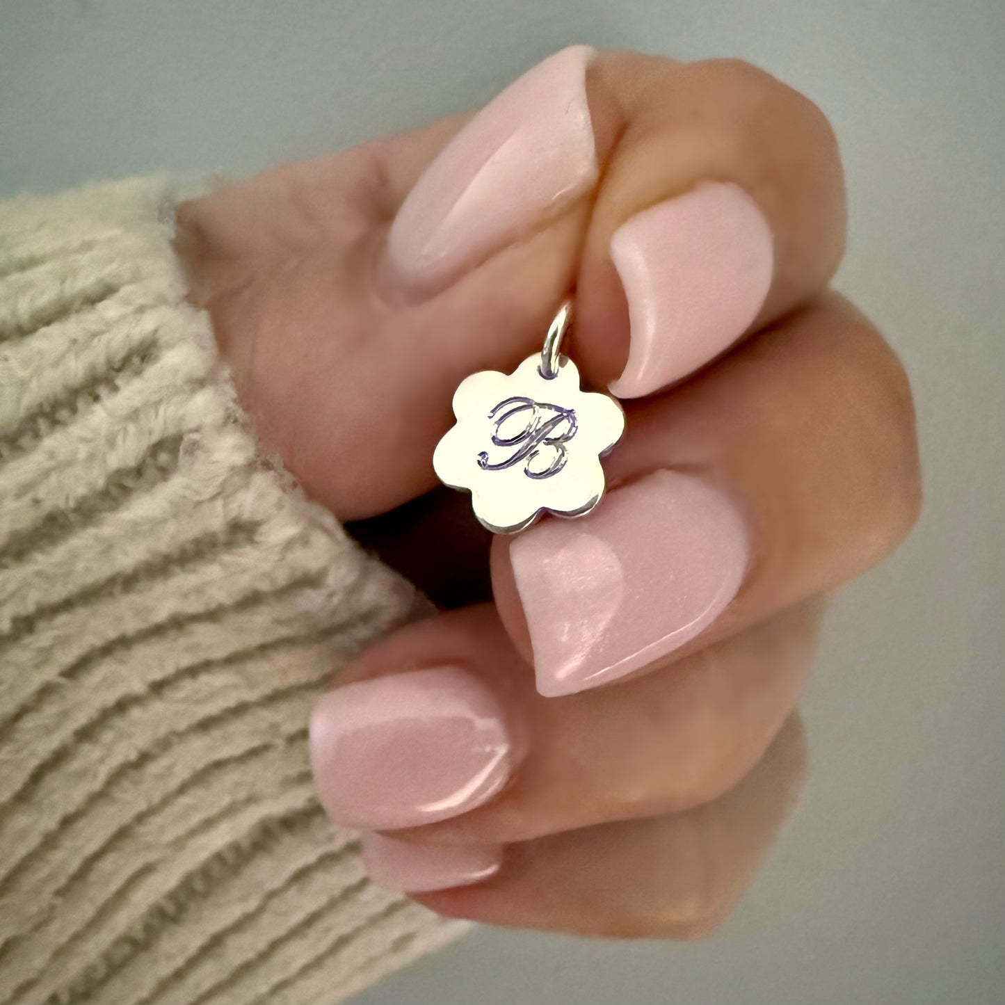 ADD ON Daisy mini engraved initial charm