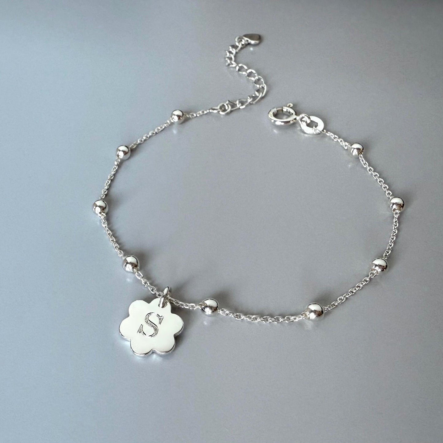dainty initial bracelet, sterling silver, satellite chain, personalised gift, letter charm bracelet, 18th birthday, Daisy Initial SBE08
