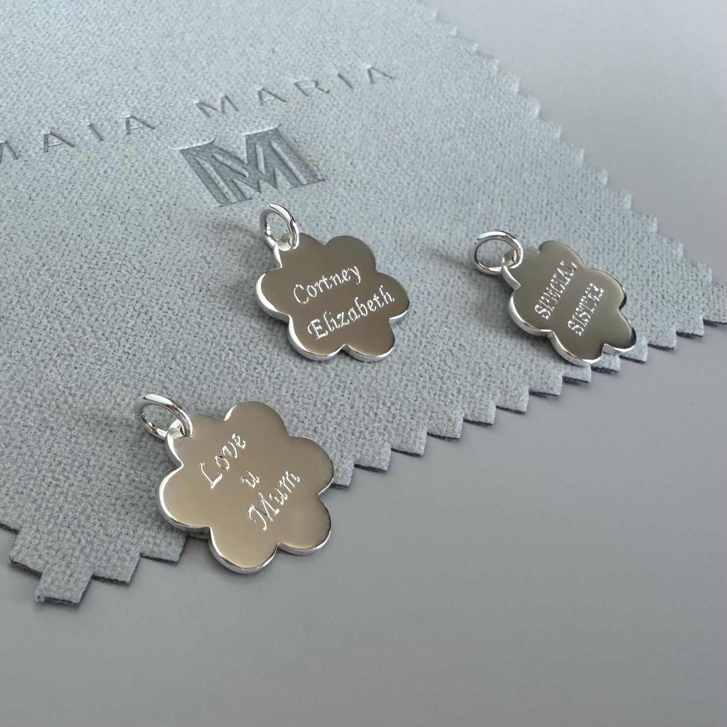 engraved name flower charm for necklace, word pendant, unique gifts, minimalist, bridesmaids gift, personalised birthday gift, SNE09