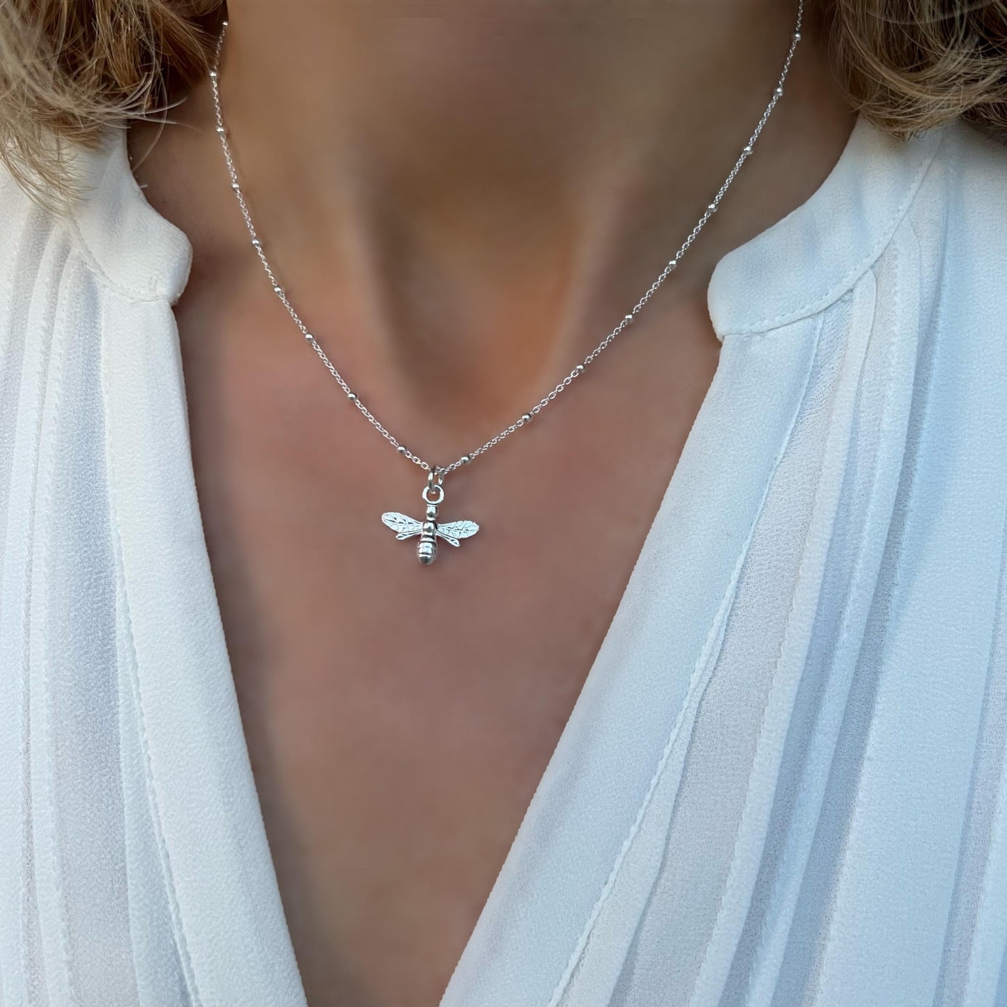 bee pendant for necklace, add a charm for necklace, birthday gift for her, keepsake gift, animal jewellery, insect charm