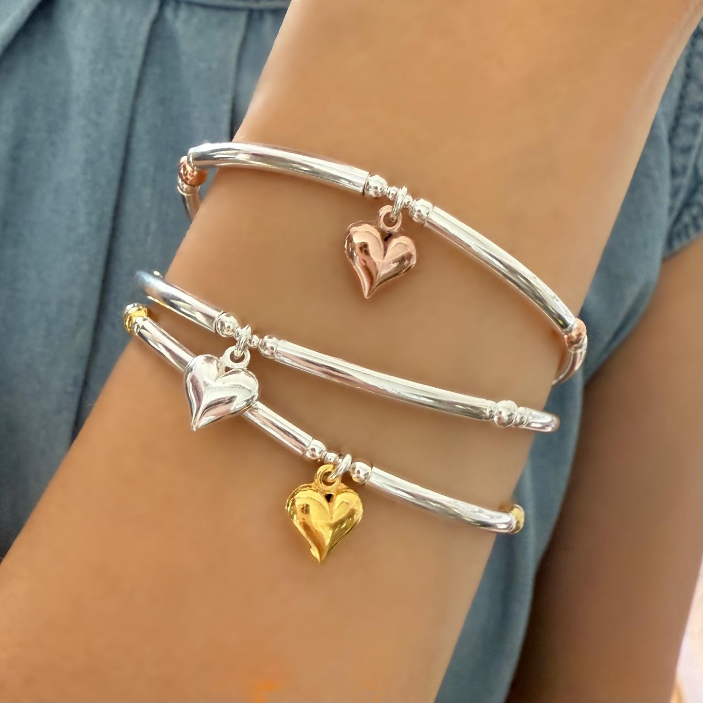 heart charm beaded bracelet, sterling silver, stretchy, bangle, handmade, minimal, bracelet for women, birthday gift, gift for her, SBB01