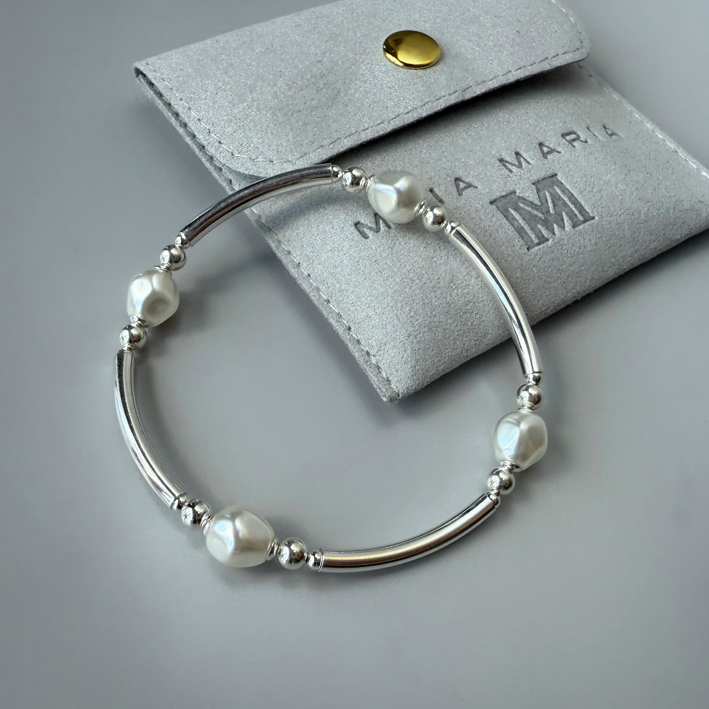 white pearl bangle, sterling silver, stretchy bracelet, bead bracelet, pearl bracelet, handmade, minimalist, gift for women, SOPHIA SBB06