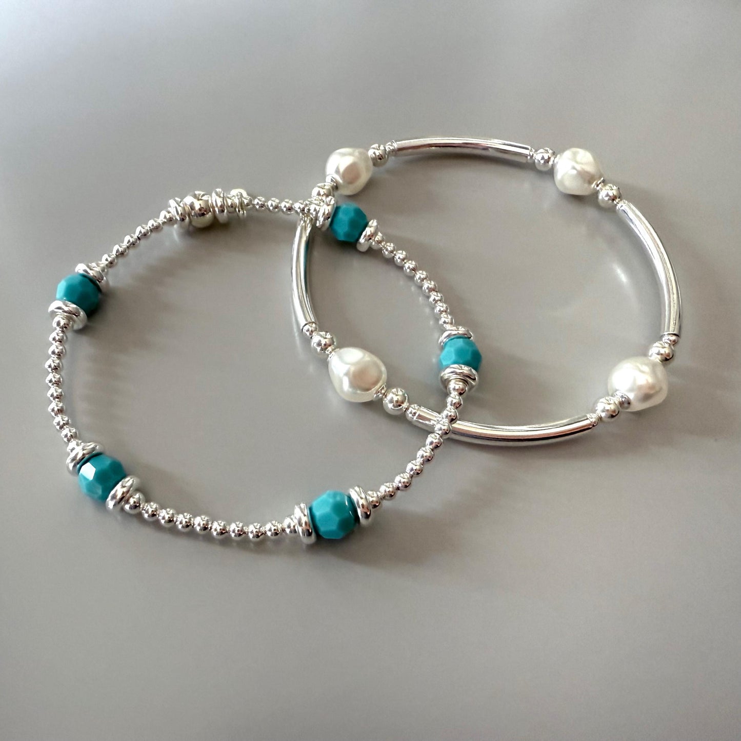 turquoise beaded bracelet, sterling silver, handmade, stacking bracelet, gift for her, stretchy, summer jewellery, bead bracelet, SBM04T