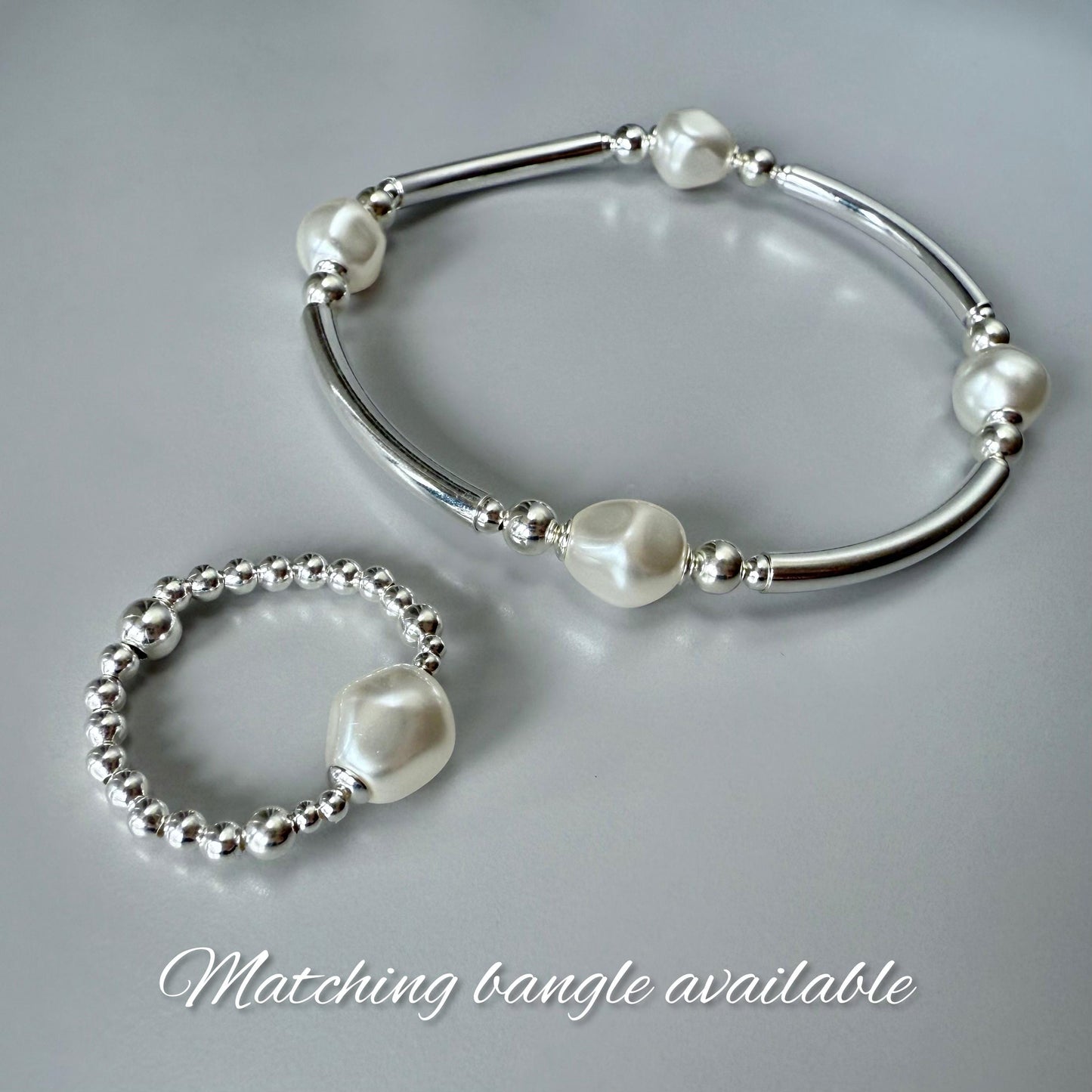white pearl ring, sterling silver, handmade, beaded ring, stretchy ring, minimalist jewellery, gifts for women, baroque pearl, SOPHIA SRM20