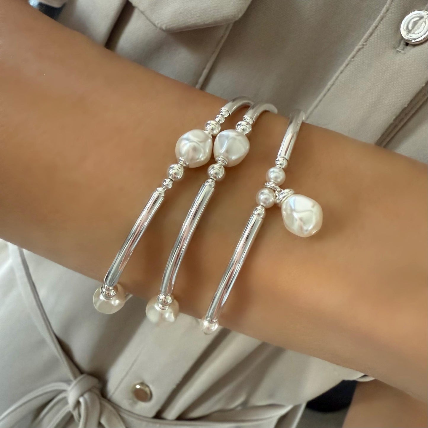 white pearl bangle, sterling silver, stretchy bracelet, bead bracelet, pearl bracelet, handmade, minimalist, gift for women, SOPHIA SBB06