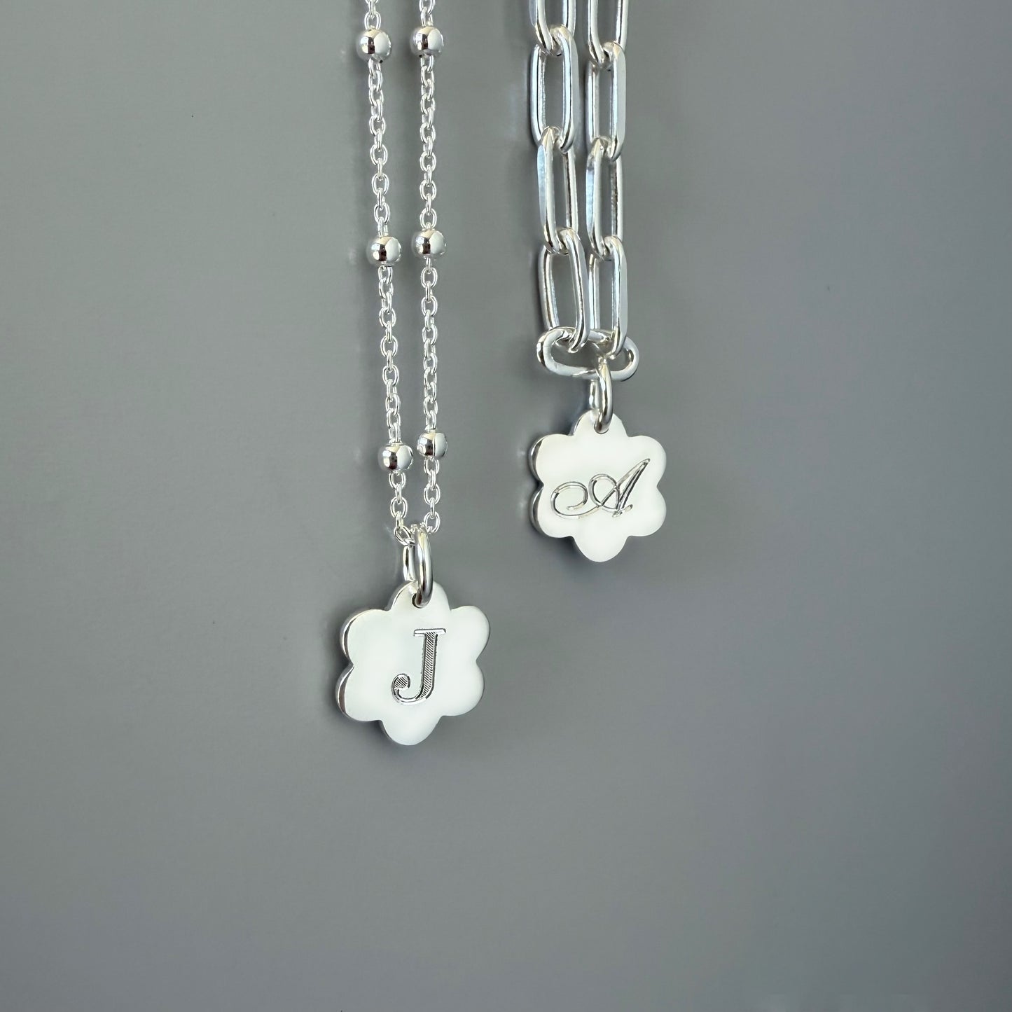 daisy mini engraved pendant necklace, SNE07