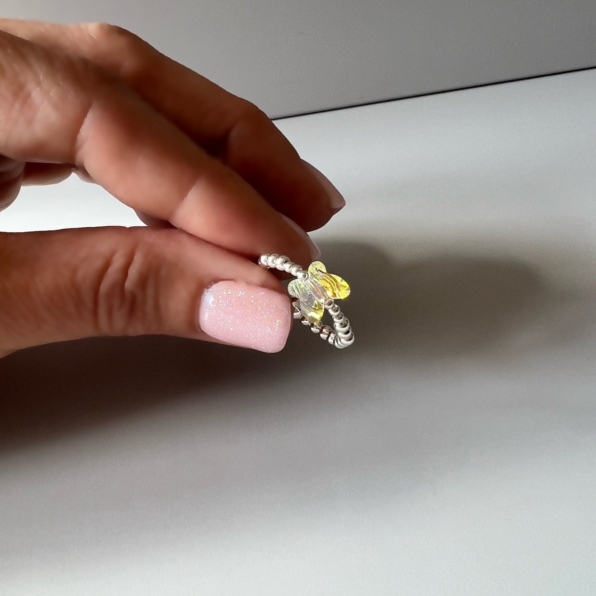 butterfly ring, beaded stretchy ring, insect jewellery, minimalist jewellery, handmade unique gifts, ring for women, BUTTERFLY small SR33