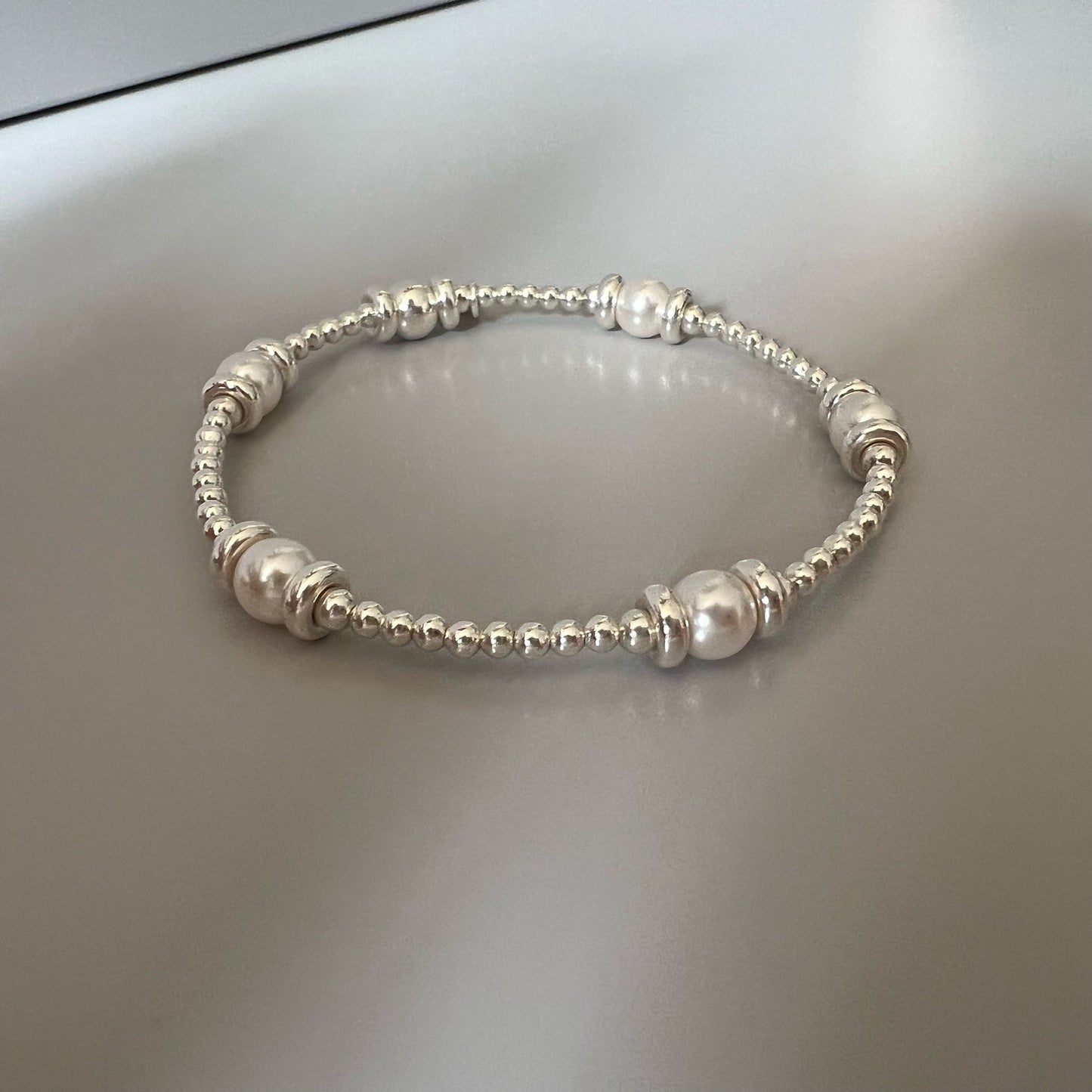 white pearl bracelet, sterling silver, handmade beaded stacking bracelet, gift for her, personalised jewellery, Sarah SBM04