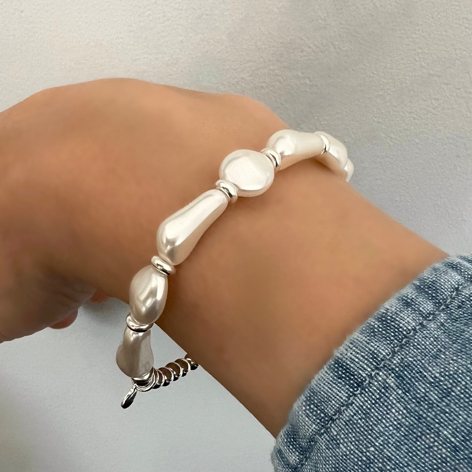 chunky white baroque pearl bracelet, sterling silver, bead bracelet, handmade jewellery, gift for her, gift for mum, Libby SBM22