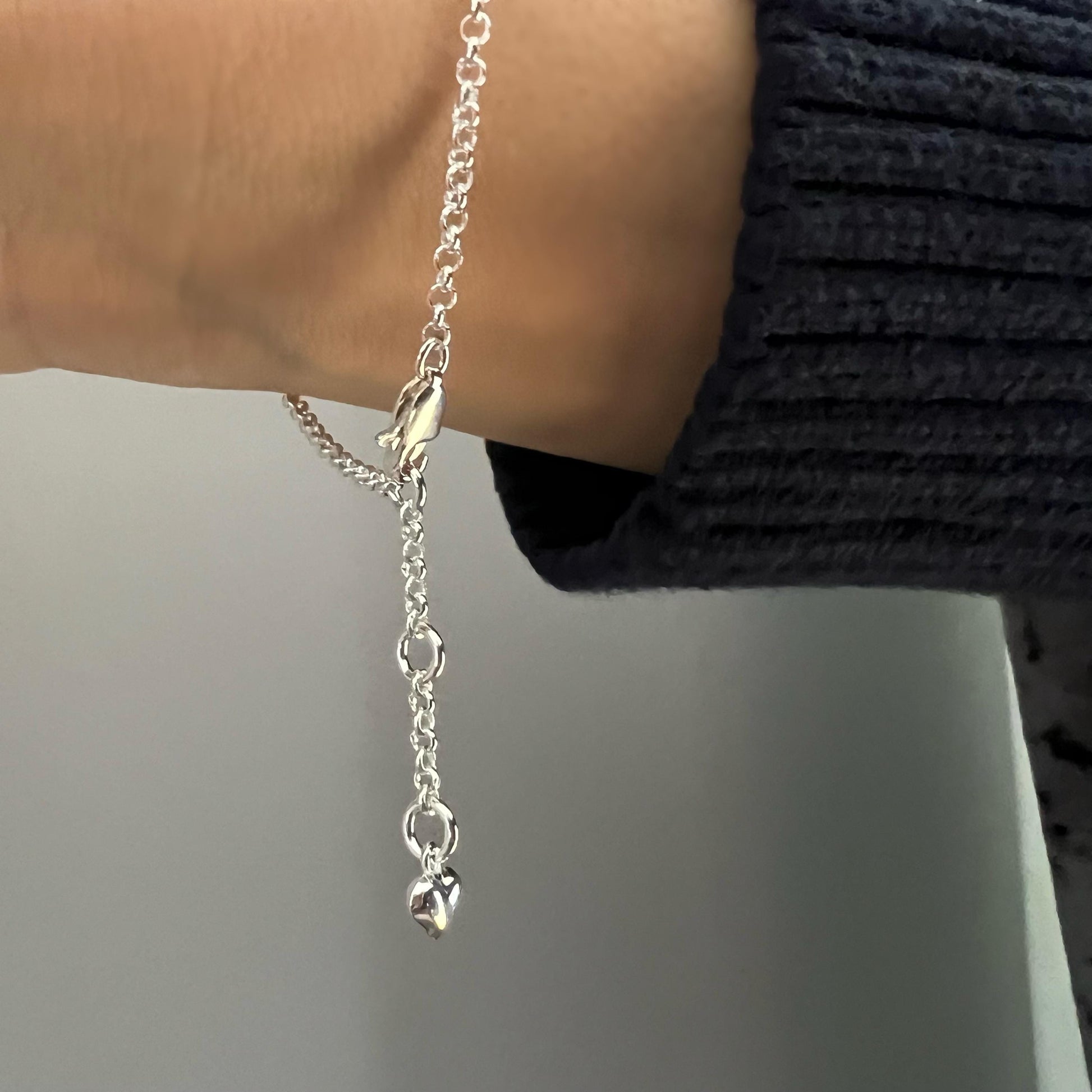 initial and heart charm bracelet, personalised jewellery, letter charm bracelet, gifts for women, bridesmaids gifts, HANNA HEART-SB72