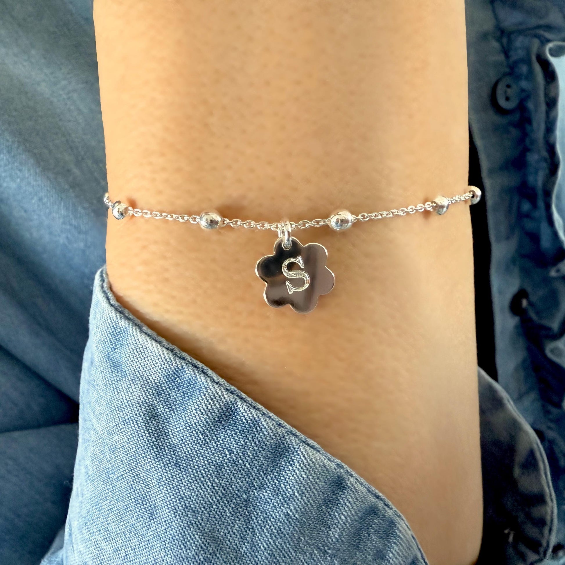 dainty initial bracelet, sterling silver, satellite chain, personalised gift, letter charm bracelet, 18th birthday, Daisy Initial SBE08