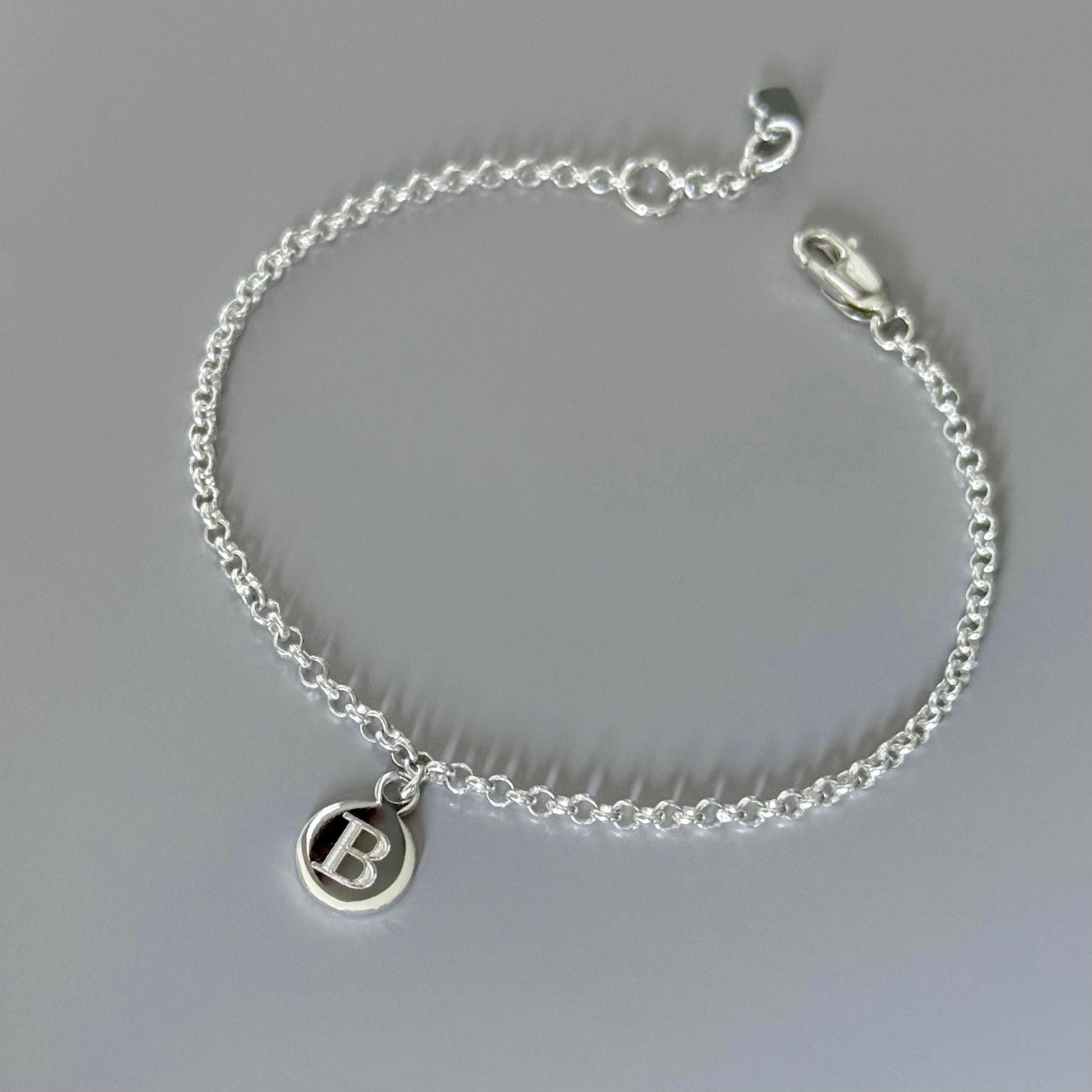 initial disc charm bracelet, engraved letter disc, sterling silver, everyday jewellery, personalised, bridesmaids gifts, gift for her, SBE10
