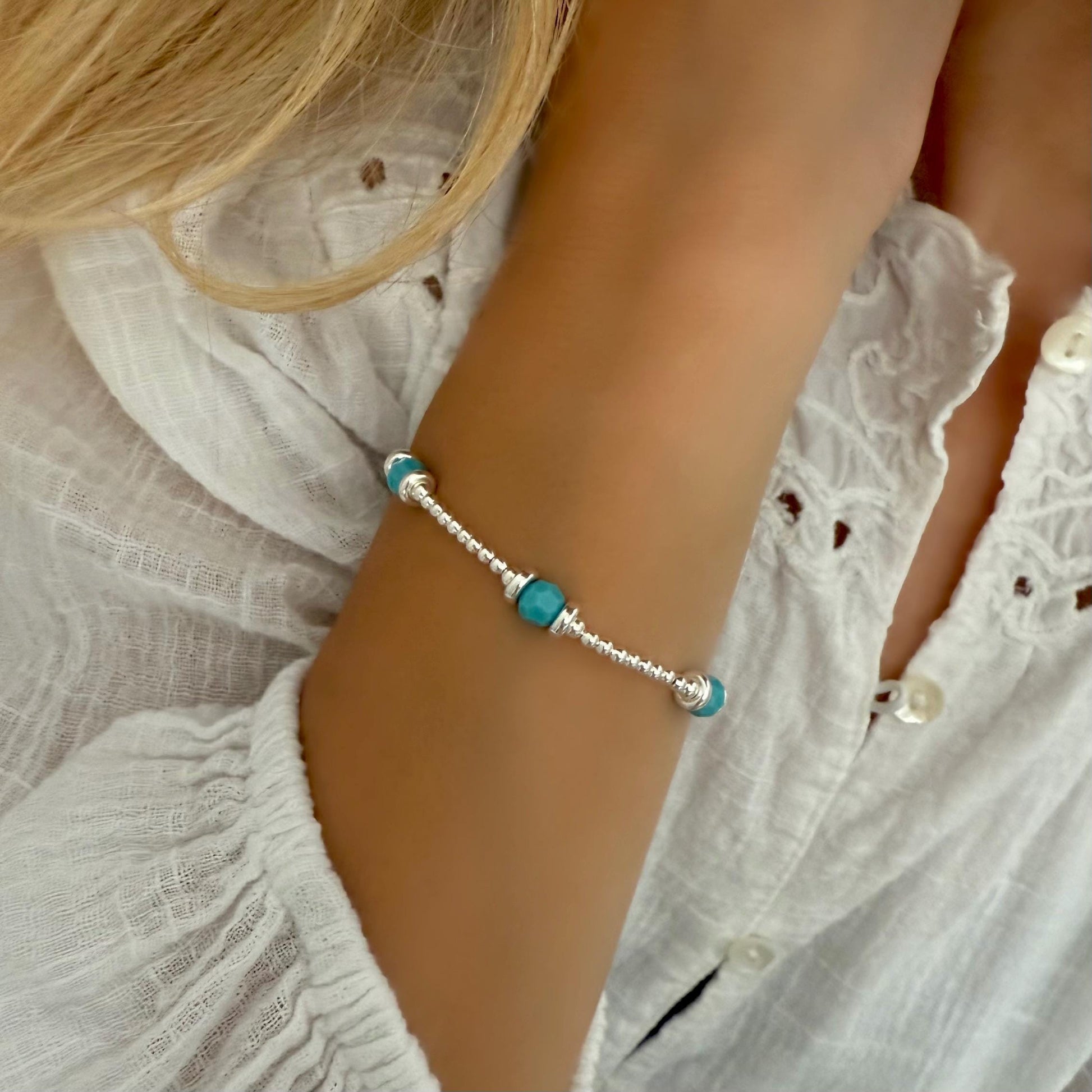 turquoise beaded bracelet, sterling silver, handmade, stacking bracelet, gift for her, stretchy, summer jewellery, bead bracelet, SBM04T