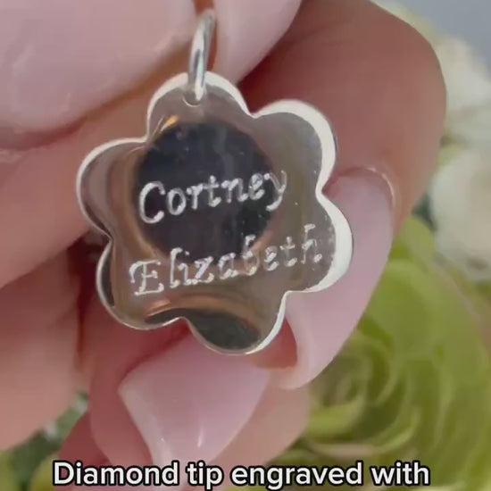 engraved name flower charm for necklace, word pendant, unique gifts, minimalist, bridesmaids gift, personalised birthday gift, SNE09